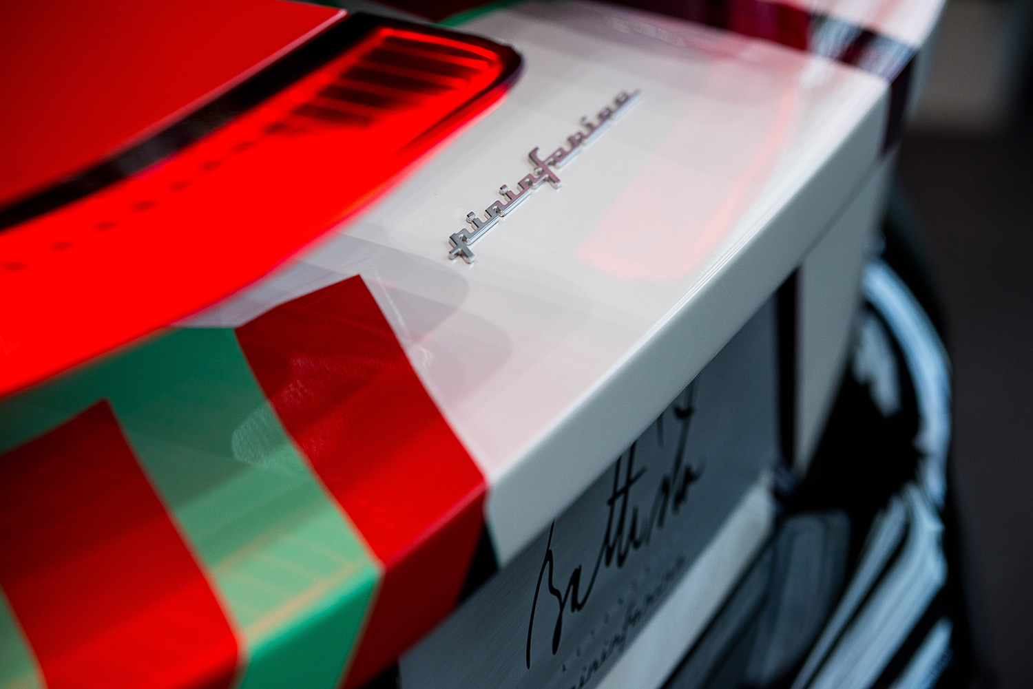 Battista in a unique livery at Berlin ePrix_l.jpg